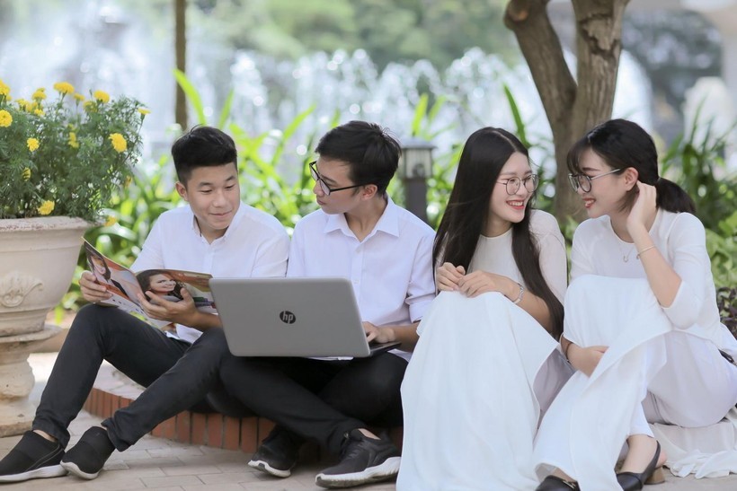 tuyen-sinh-2023